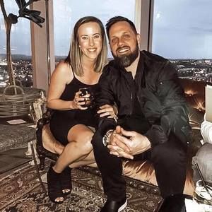 Meet your Posher, Dustin